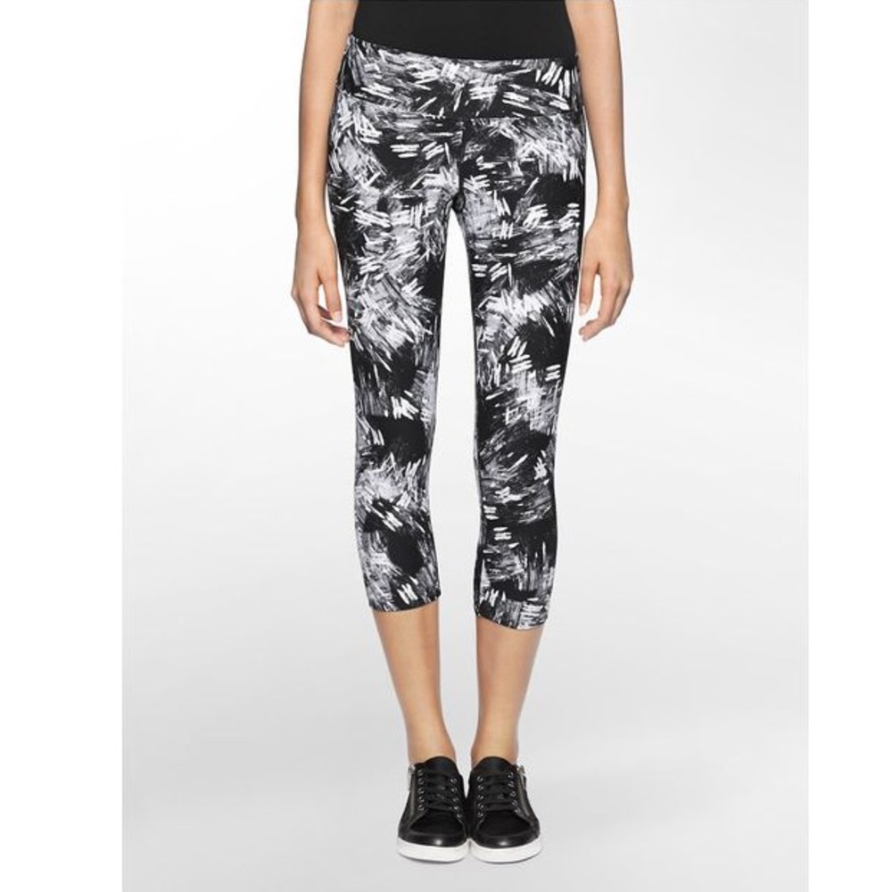 Calvin Klein | Cropped Athletic Pants